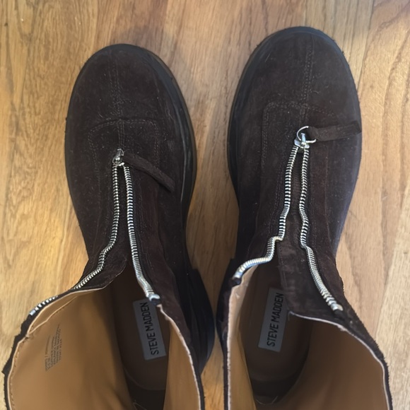 Women’s Brown Suede Boots - Picture 5 of 5